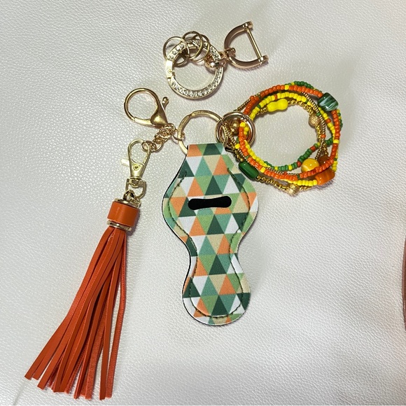 Geometric Bracelet Keychain - Picture 2 of 14